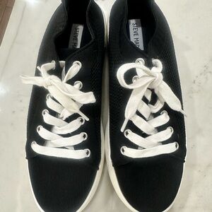 Steve Madden Black and White Knit Lace-Up Sneakers